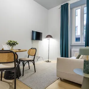 https://bnb-house-of-design-casati.italymilanhotels.net